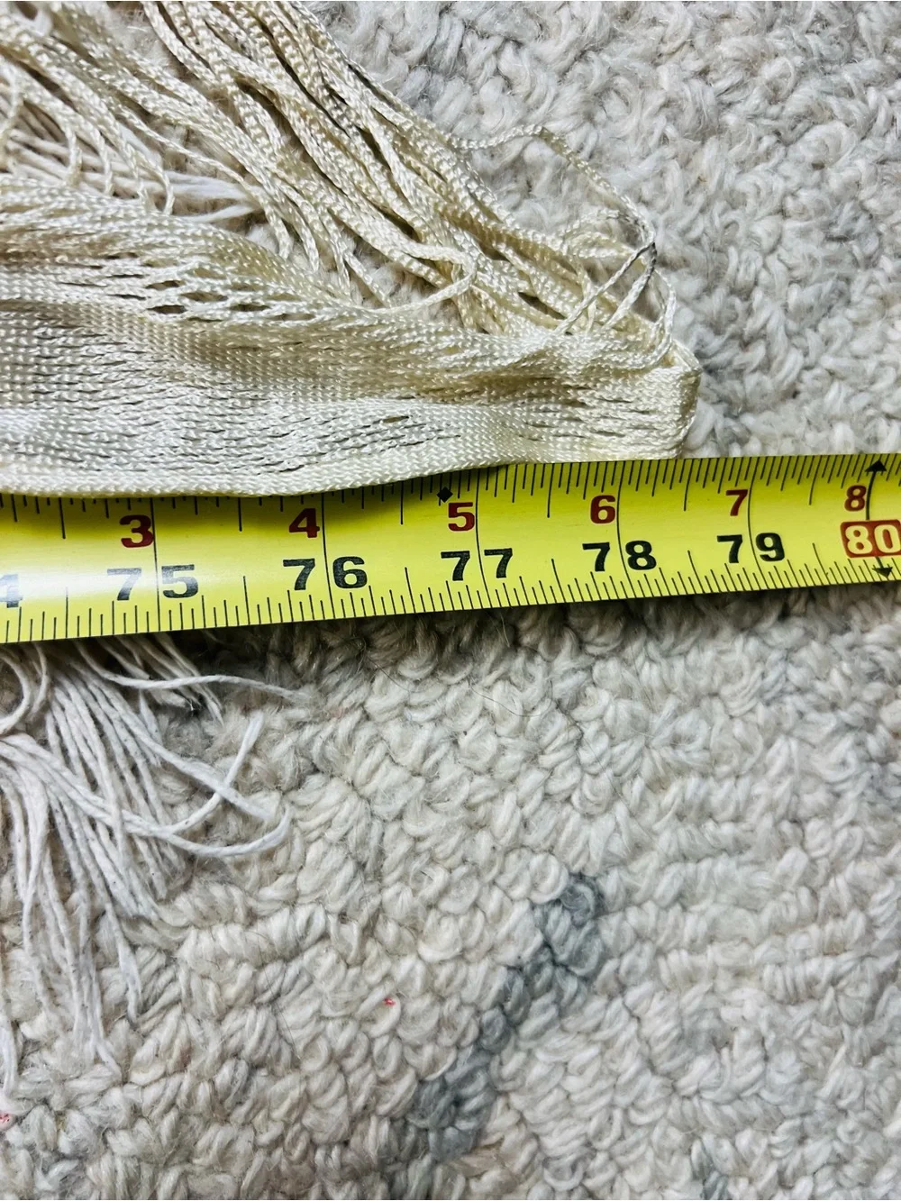 Vintage cream triangular